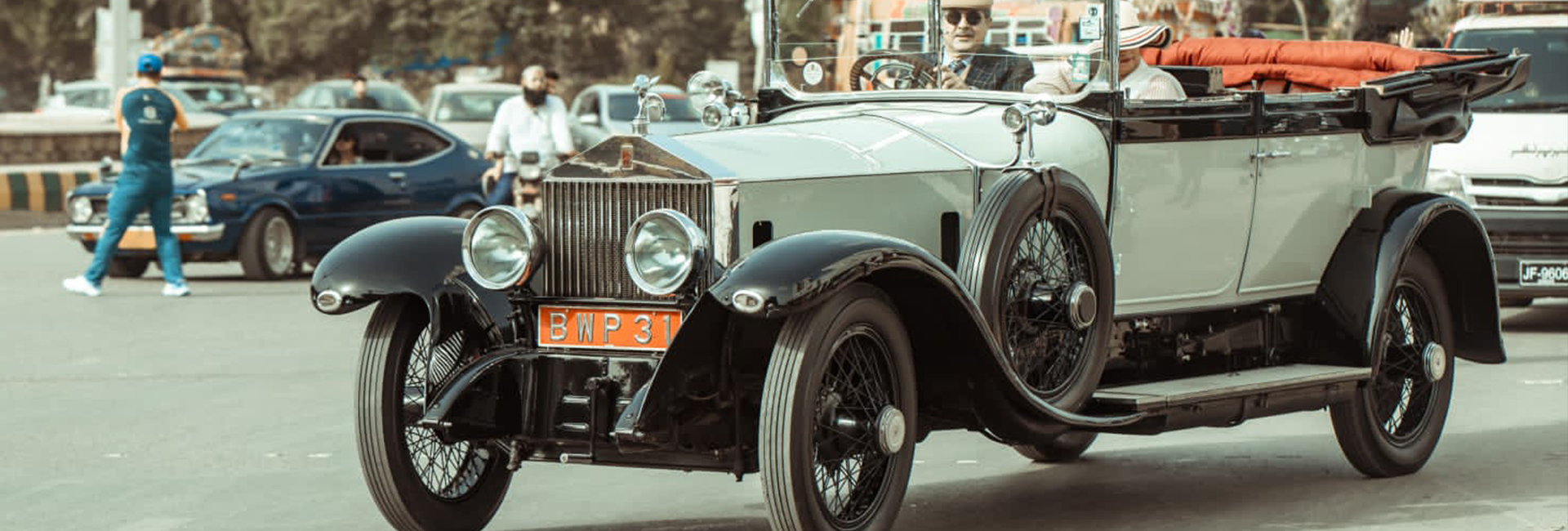 Antique Car's Museum Decade Slide