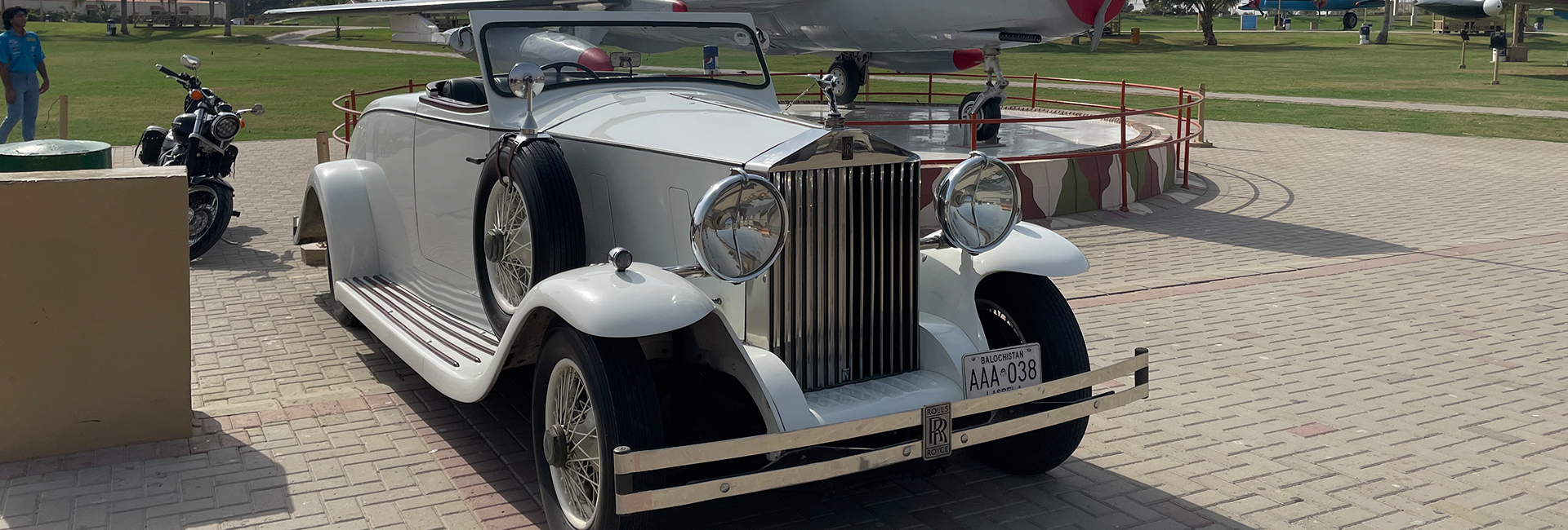 Antique Car's Museum Decade Slide